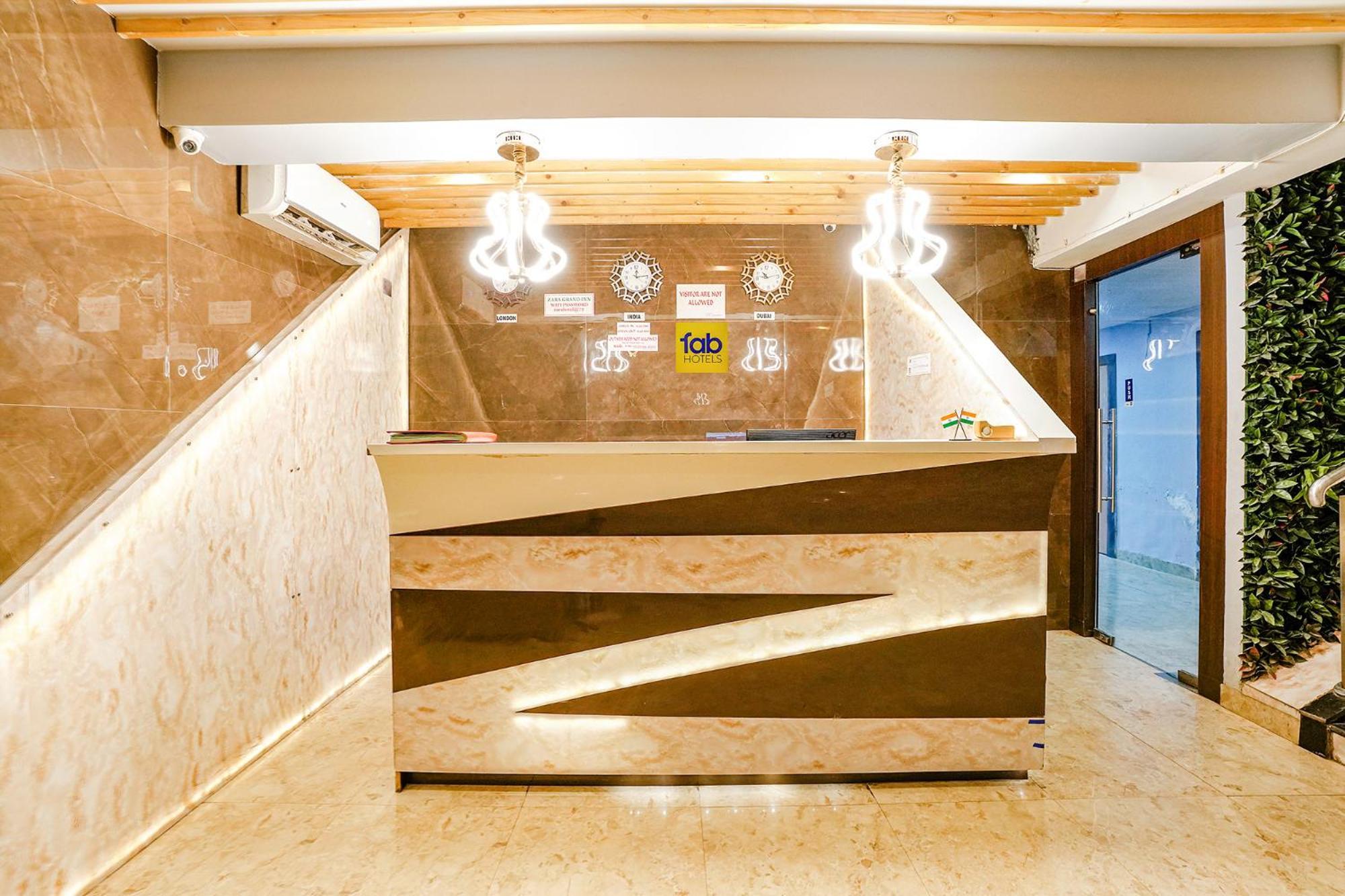 Fabhotel Zara Grand Bombay Exterior foto